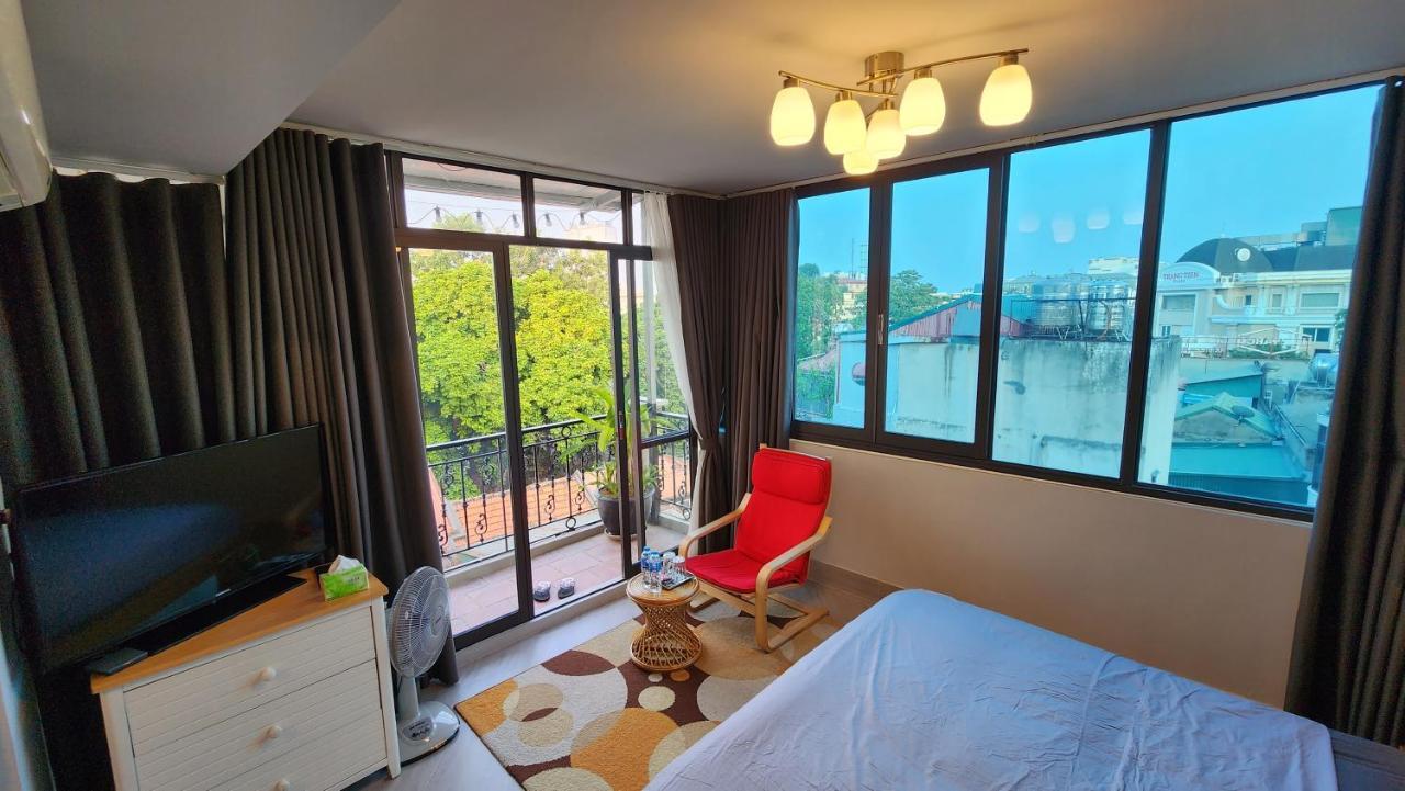 T Home Balcony Homestay Ханой Екстериор снимка